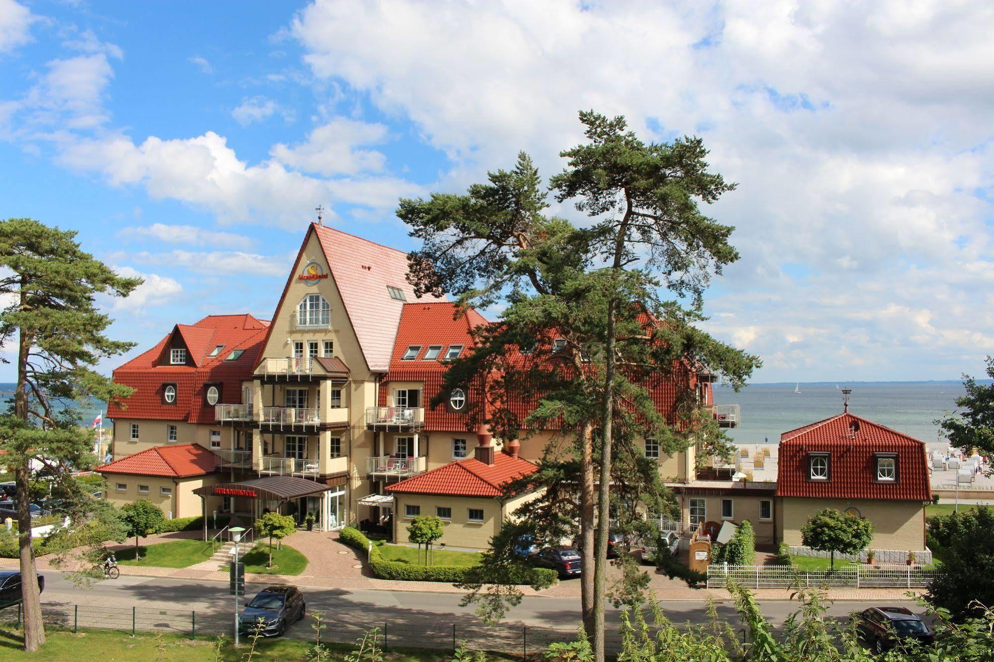 Strandhotel Grömitz Exterior foto